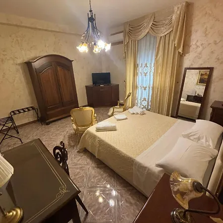 Filume Πανσιόν Κατάνια