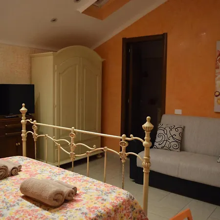 Filume Πανσιόν Κατάνια